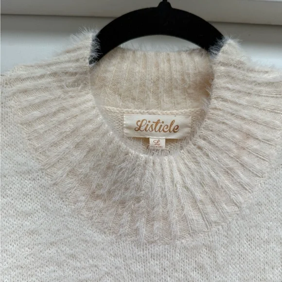 NWT Listicle Cream & Gold Crew Neck Sweater with Sequin Accents- GORGEOUS & SOFT - Picture 11 of 15